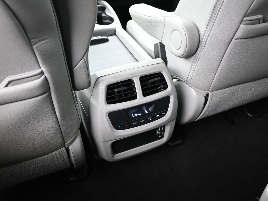 Used 2022 Honda Pilot EX-L image 25