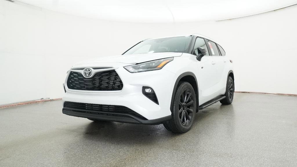 New 2026 Toyota Highlander XLE image 19