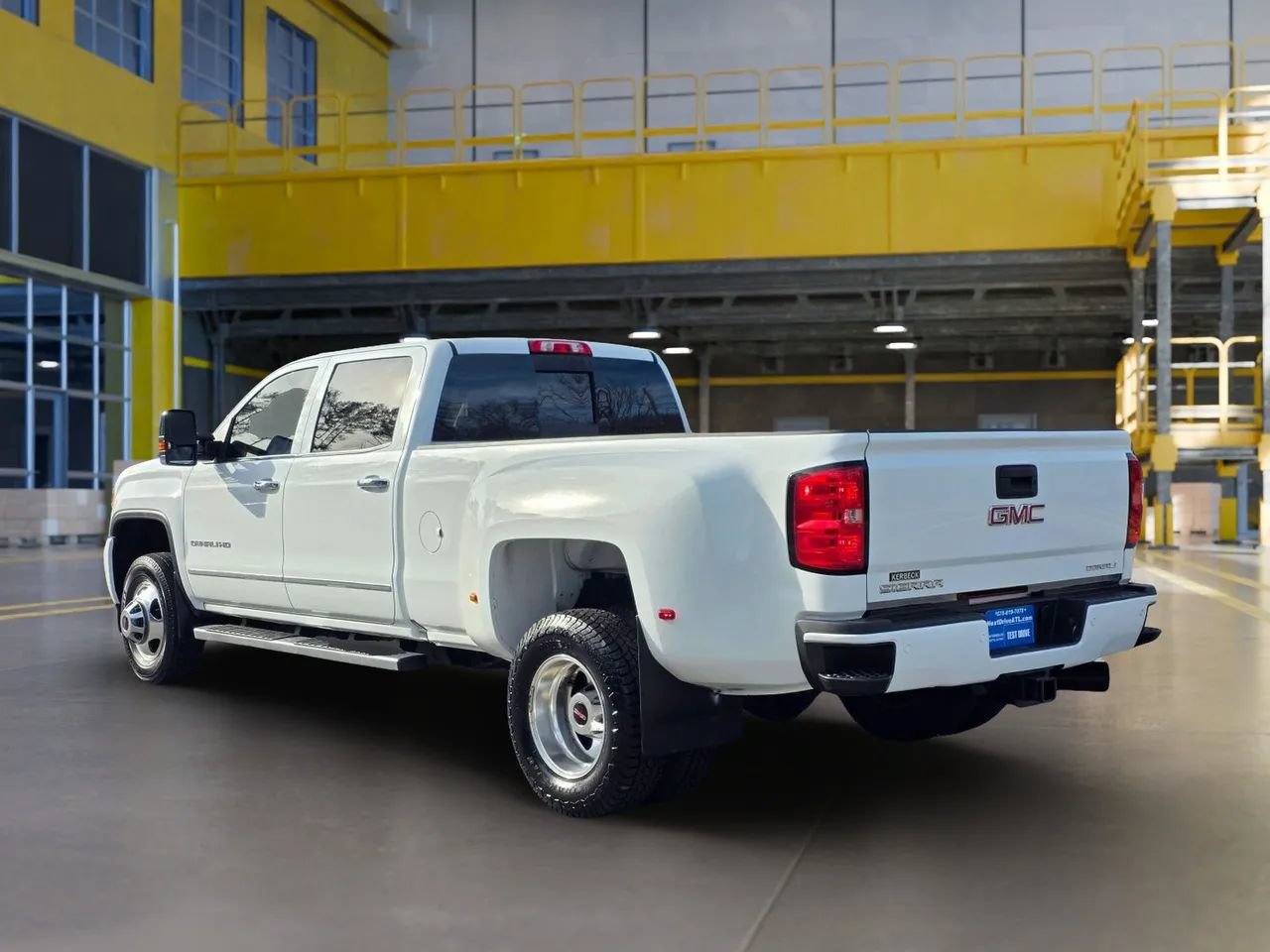 Used 2017 GMC Sierra 3500 Denali w/ Duramax Plus Package AWD/4WD image 6