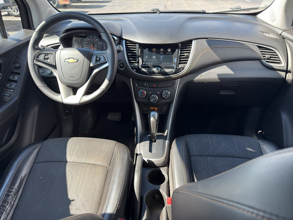 Used 2019 Chevrolet Trax LT w/ LT Convenience Package AWD/4WD image 15