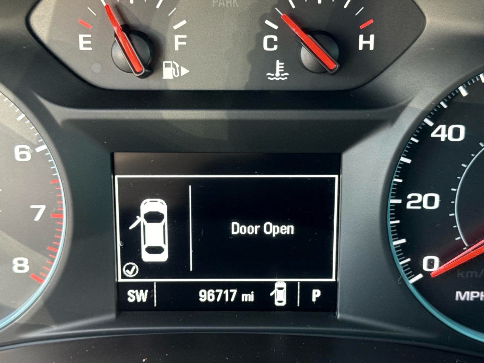 Used 2020 Chevrolet Malibu LT FWD image 30