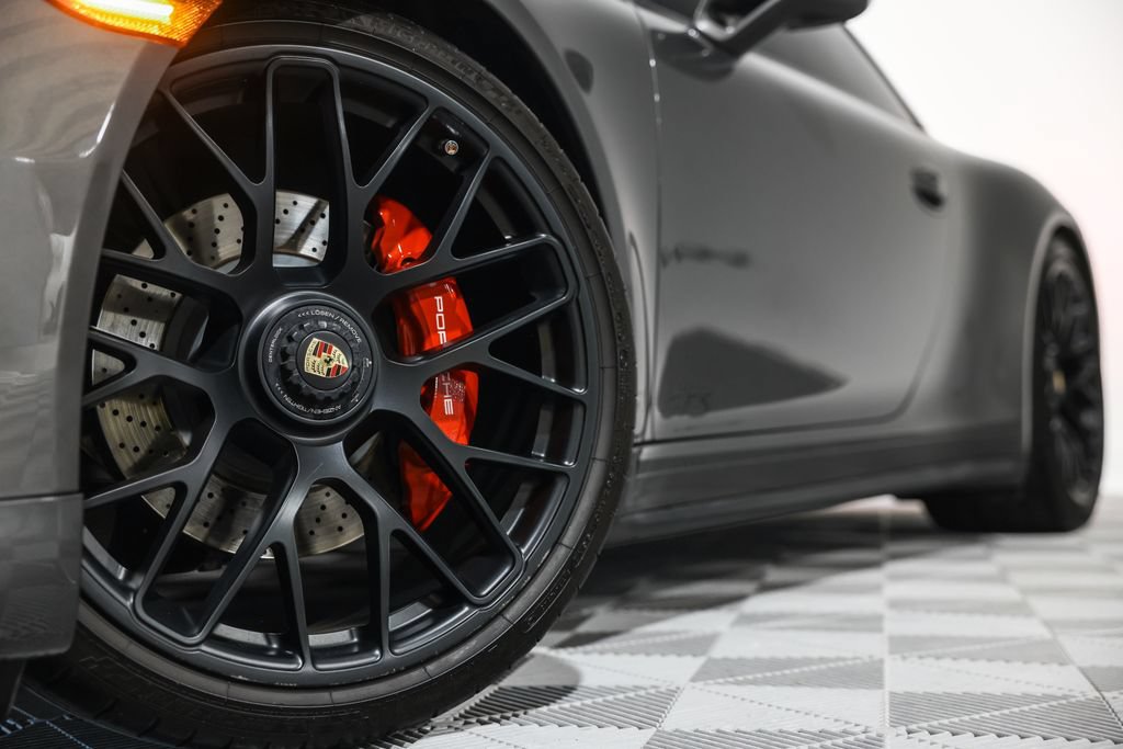 Used 2015 Porsche 911 Carrera GTS RWD image 12