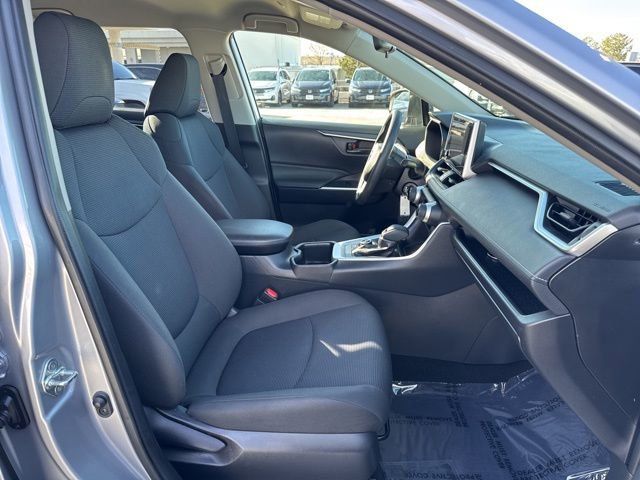 Used 2023 Toyota RAV4 LE image 10