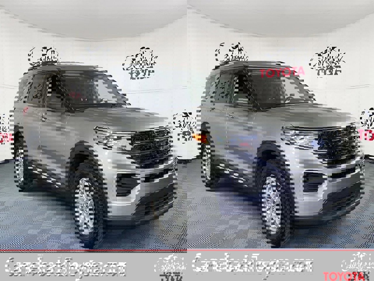 Used 2022 Ford Explorer XLT image 1