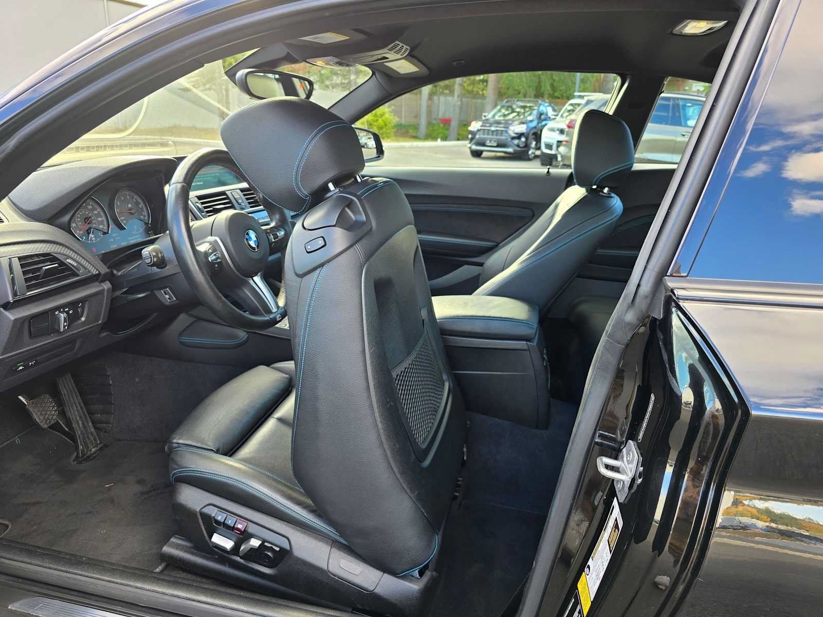 Used 2017 BMW M2 RWD image 15