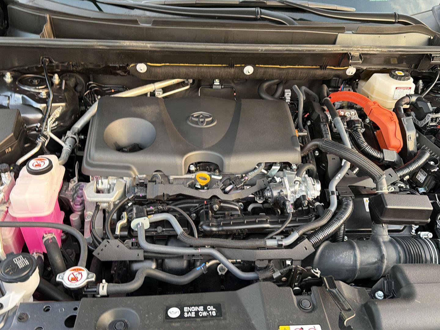 Certified 2025 Toyota RAV4 XSE AWD/4WD image 36