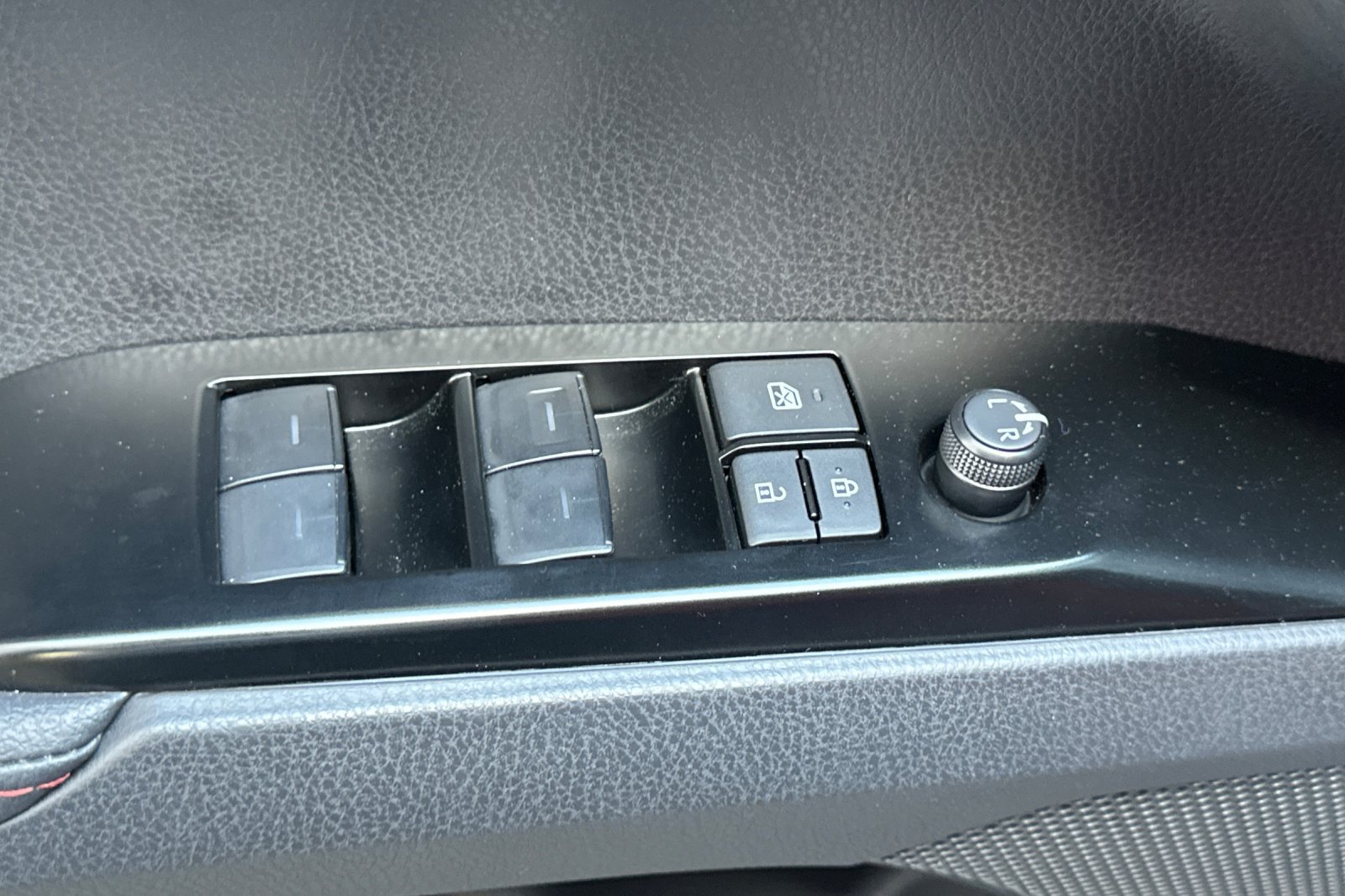 Used 2025 Toyota Camry XSE w/ Premium Plus Package FWD image 11
