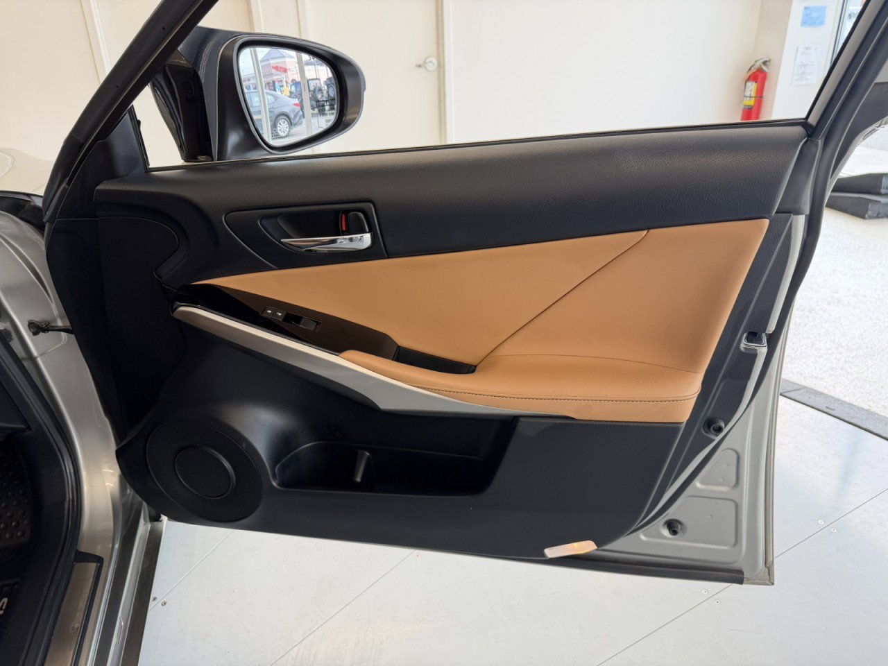 Used 2016 Lexus IS 200t RWD image 38