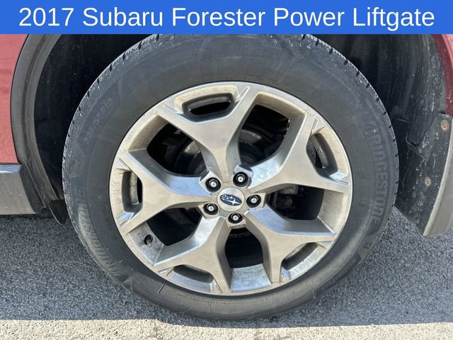 Used 2017 Subaru Forester 2.5i Touring AWD/4WD image 27