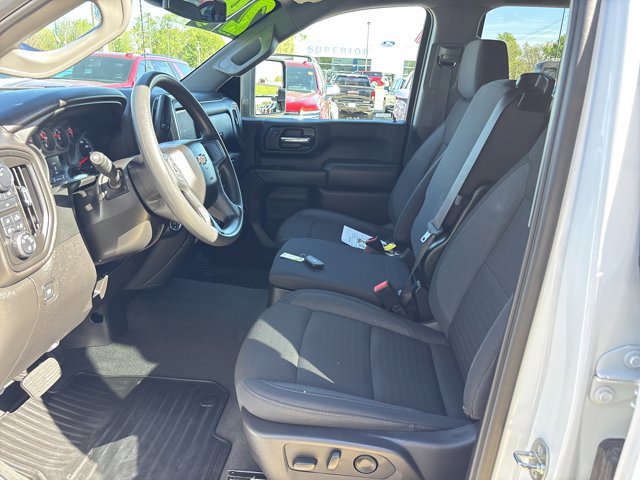 Used 2024 Chevrolet Silverado 2500 Custom w/ Custom Value Package AWD/4WD image 15