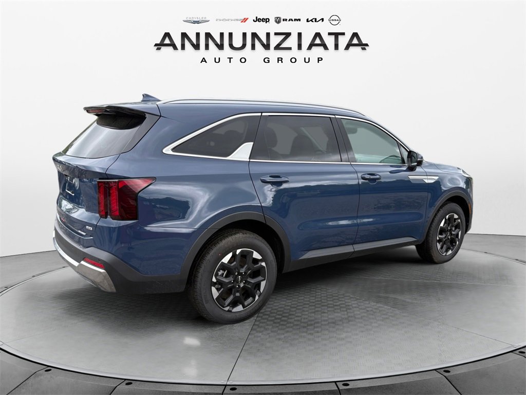 New 2025 Kia Sorento S w/ Panoramic Sunroof Package image 5