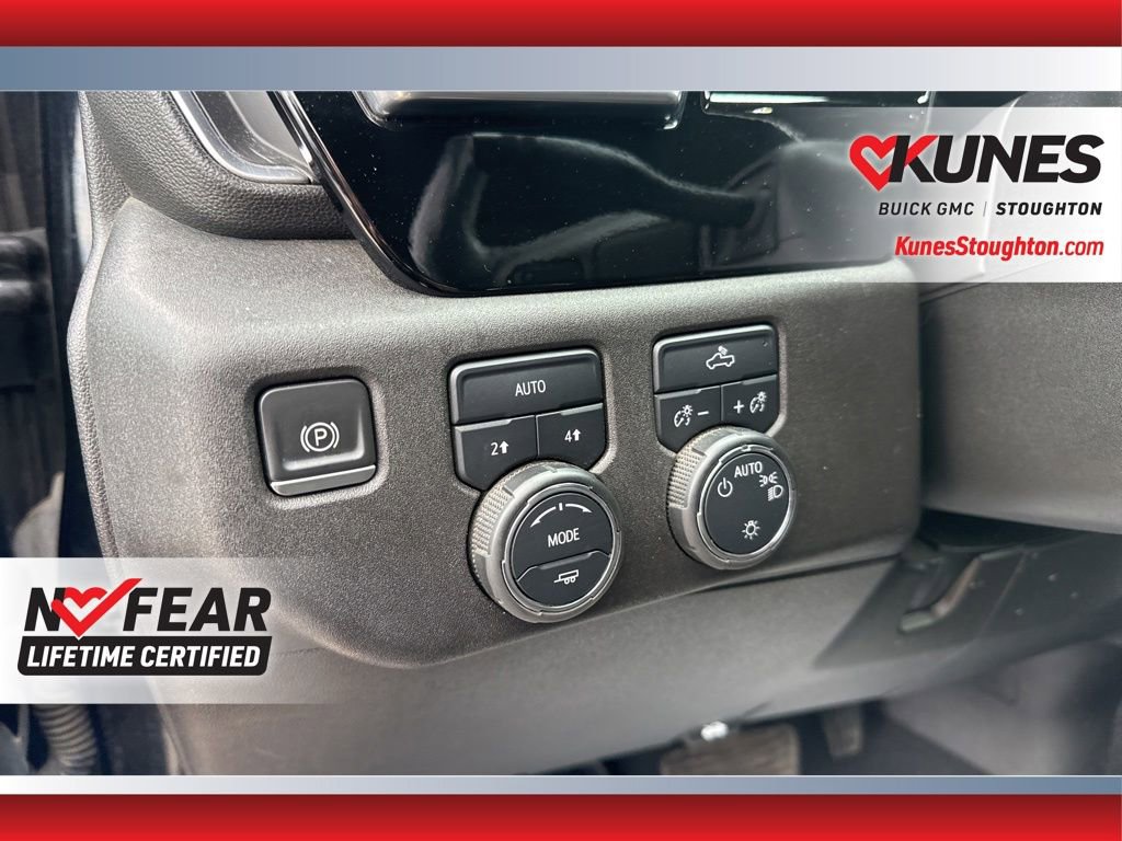 Used 2022 Chevrolet Silverado 1500 LT AWD/4WD image 24