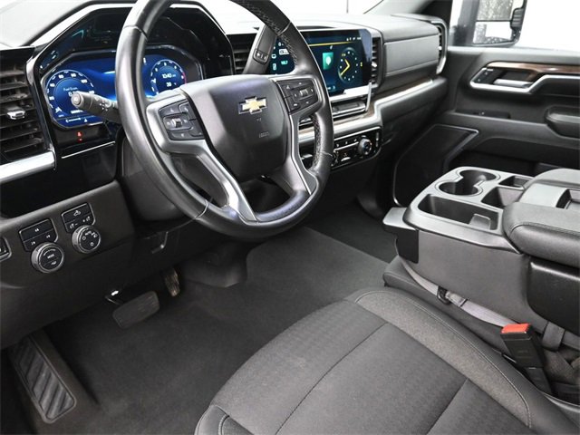 Used 2024 Chevrolet Silverado 2500 LT image 17