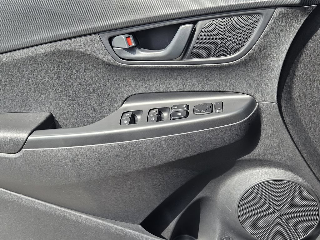 Used 2023 Hyundai Kona SEL FWD image 17