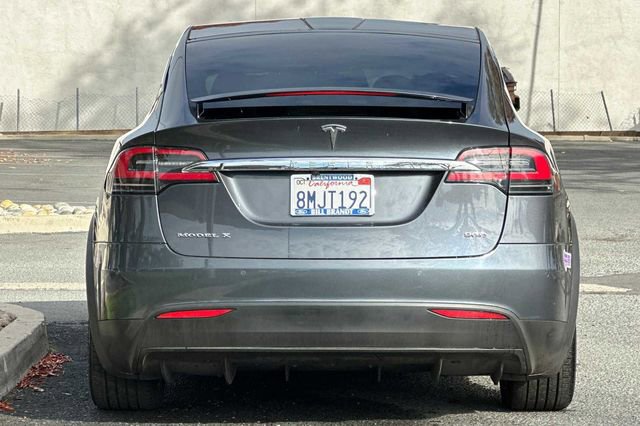 Used 2016 Tesla Model X 90D image 8