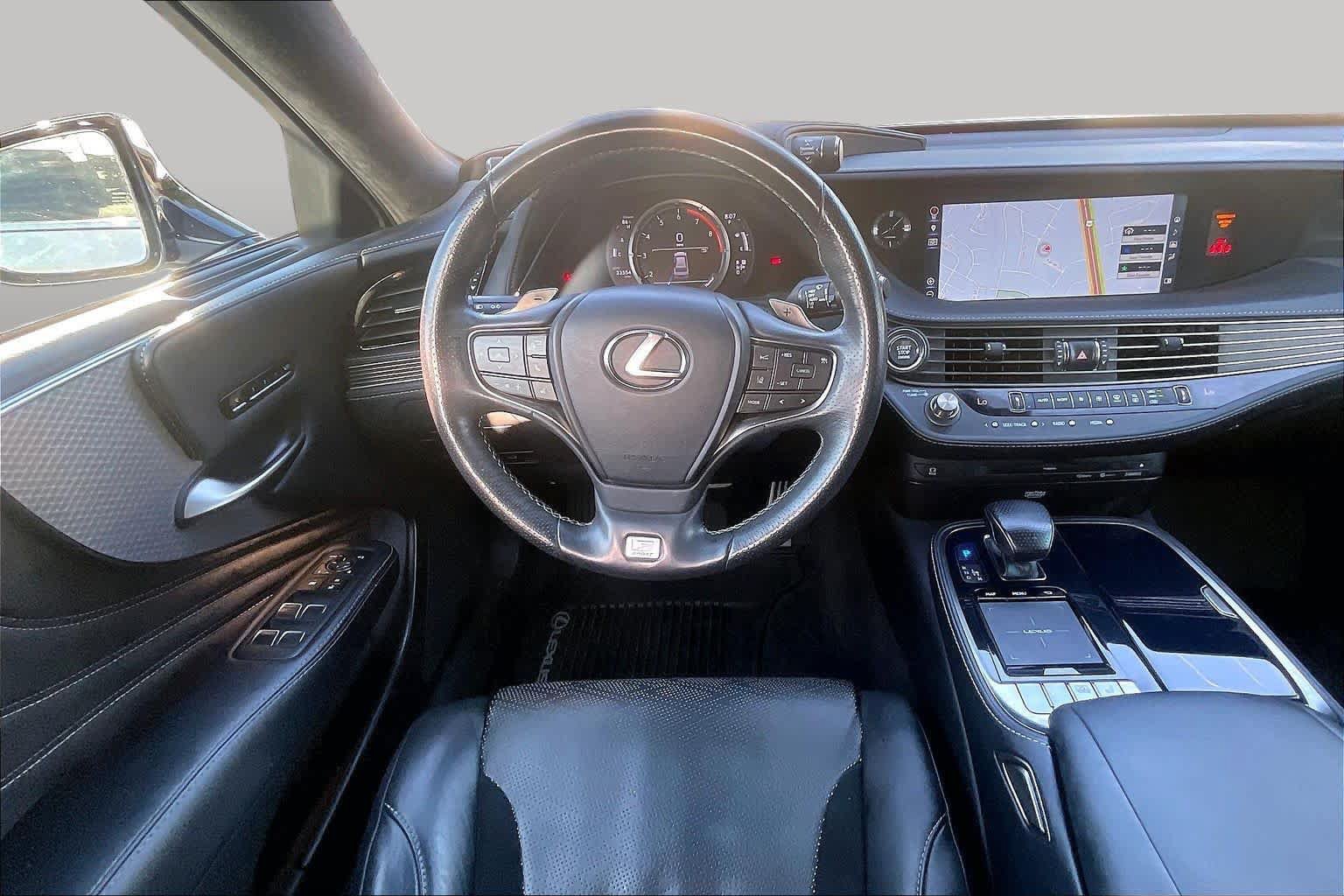 Used 2018 Lexus LS 500 F Sport w/ Accessory Package (Z2) AWD/4WD image 6