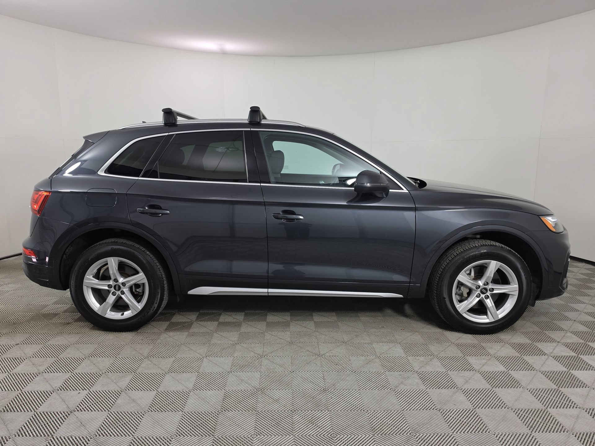Certified 2023 Audi Q5 Premium Plus w/ Convenience Package AWD/4WD image 8