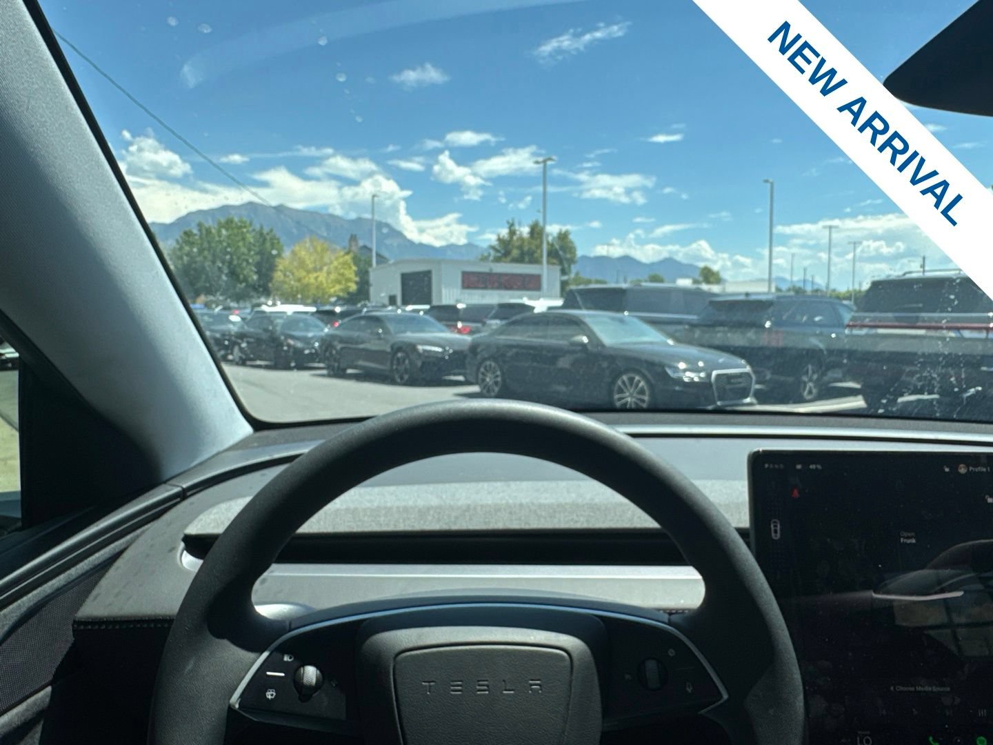 Used 2026 Tesla Model Y Long Range AWD/4WD image 19