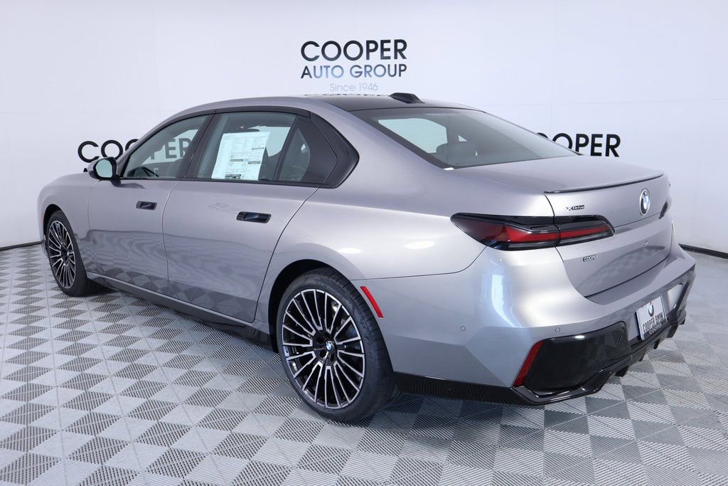 New 2025 BMW 740i xDrive AWD/4WD image 25