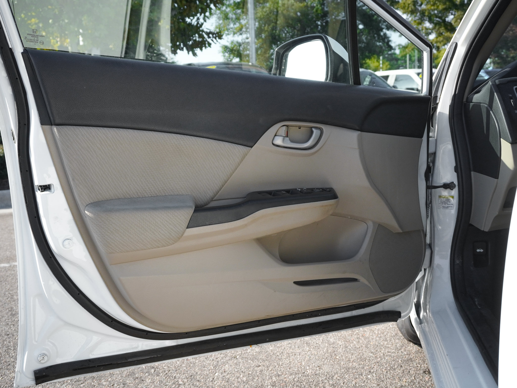 Used 2013 Honda Civic LX image 13
