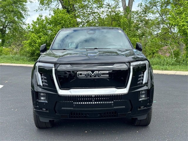 New 2025 GMC Sierra EV Denali image 2