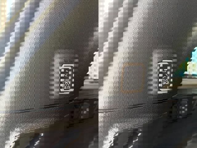 New 2026 Jeep Grand Cherokee Altitude image 22