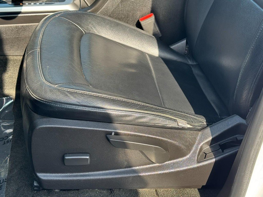 Used 2018 Chevrolet Colorado LT w/ LT Convenience Package AWD/4WD image 25