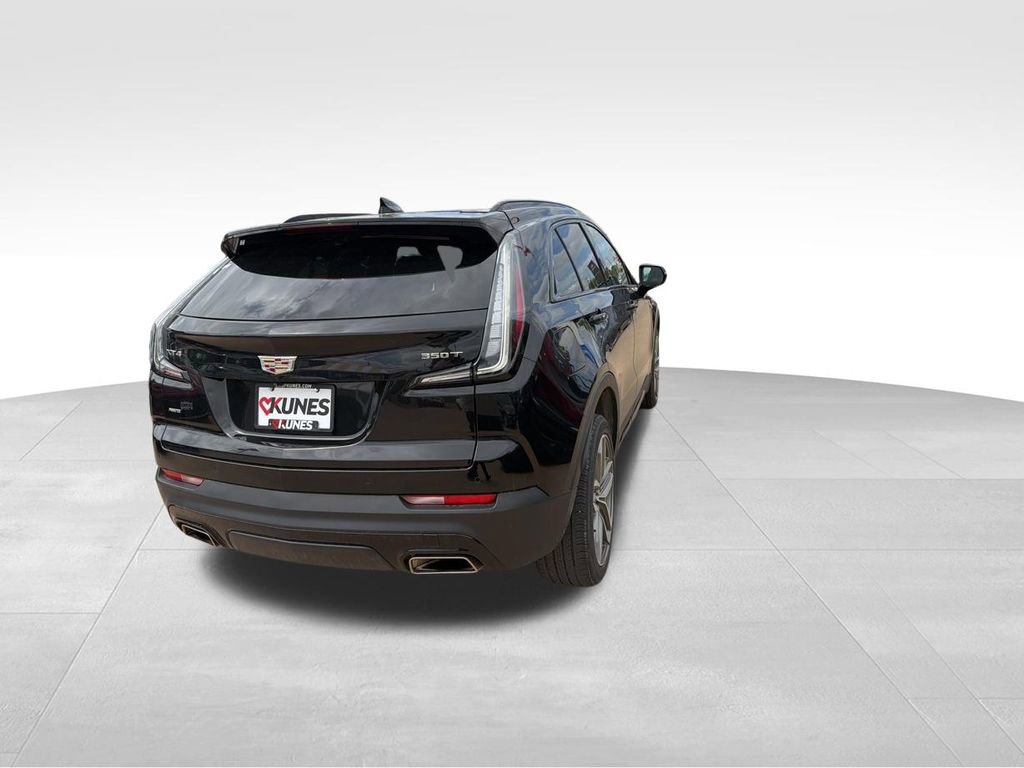 Used 2023 Cadillac XT4 Sport AWD/4WD image 10
