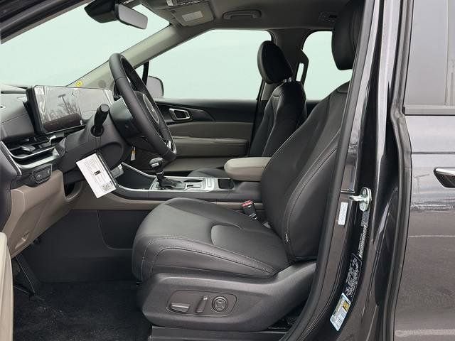 New 2026 Kia Carnival image 14