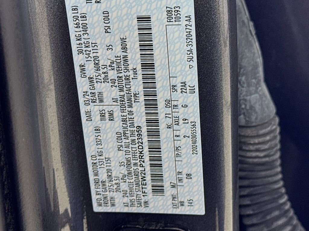 Used 2024 Ford F150 STX image 40