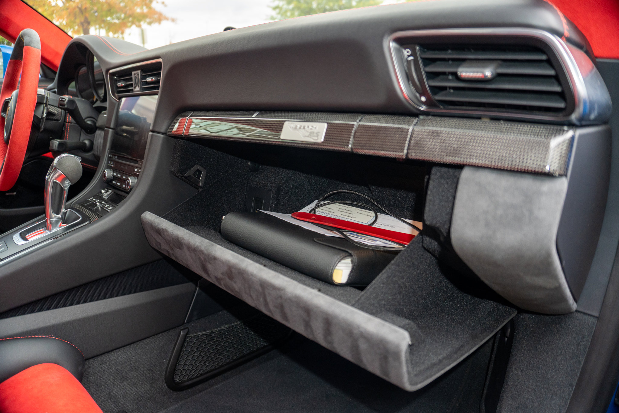 Used 2018 Porsche 911 GT2 RS image 25