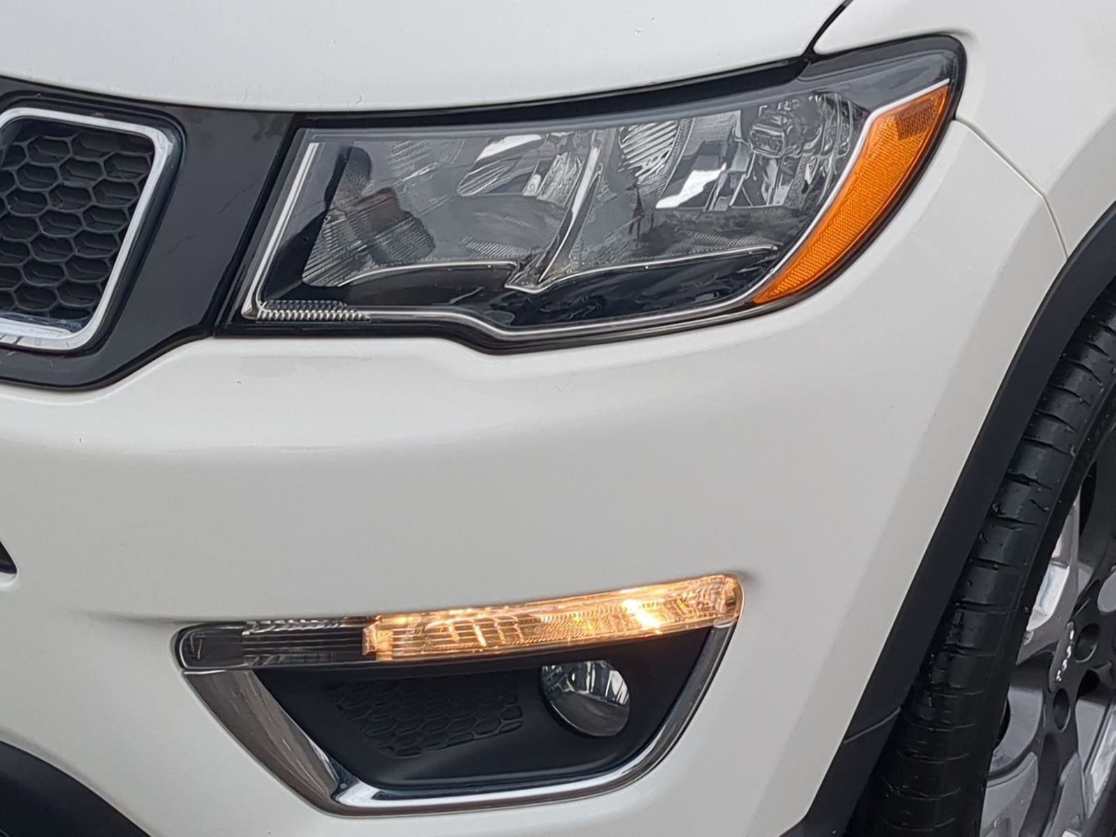 Used 2018 Jeep Compass Limited image 14