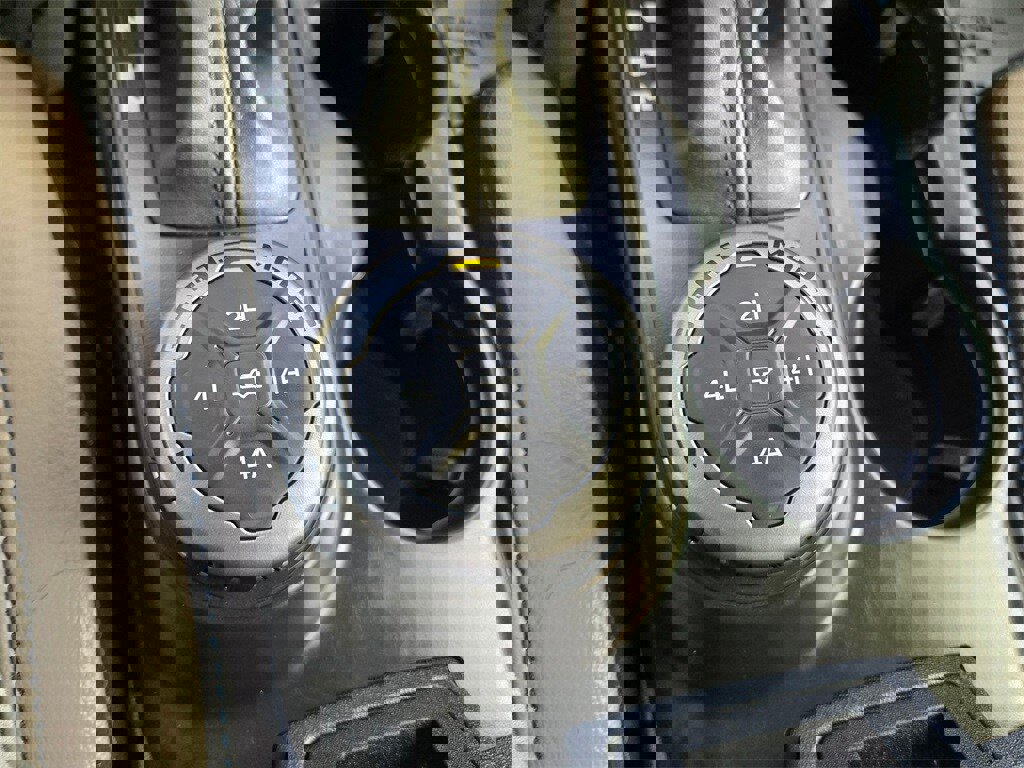 Used 2024 Ford Bronco Wildtrak image 17