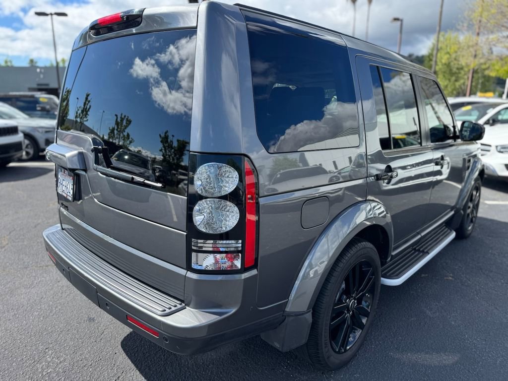 Used 2015 Land Rover LR4 HSE image 9