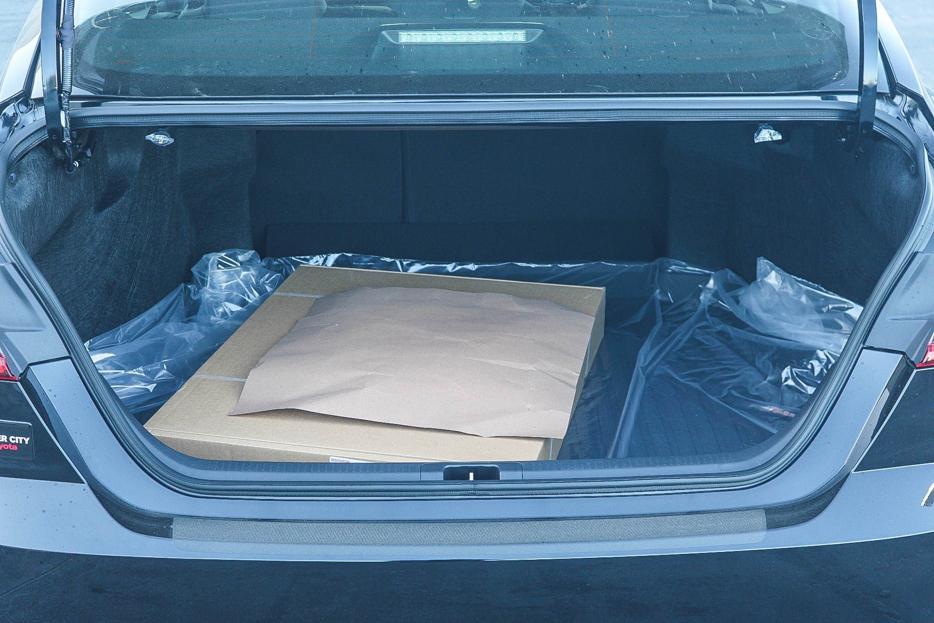 New 2026 Toyota Camry SE w/ Convenience Package FWD image 13