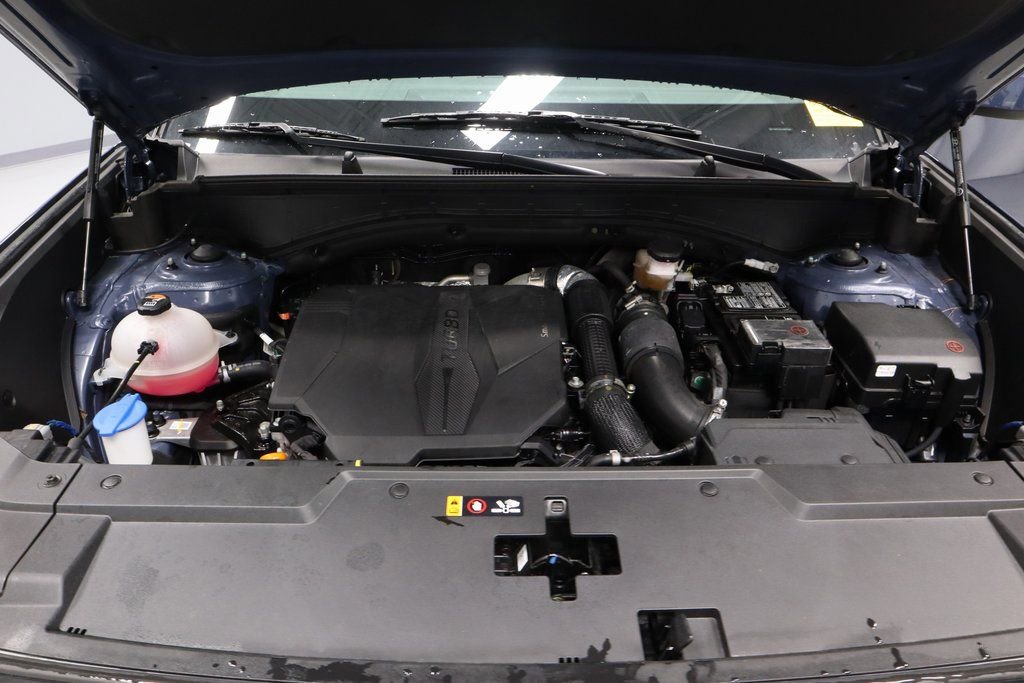 Certified 2025 Hyundai Santa Fe SEL image 13