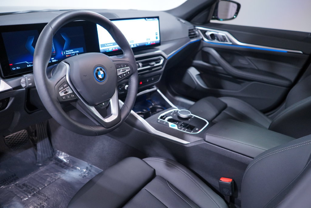 Used 2024 BMW i4 eDrive35 w/ Convenience Package RWD image 6
