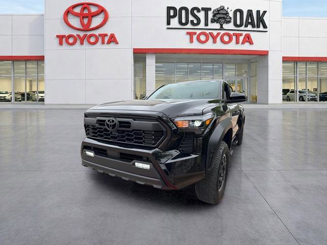 Used 2024 Toyota Tacoma TRD Off-Road image 4