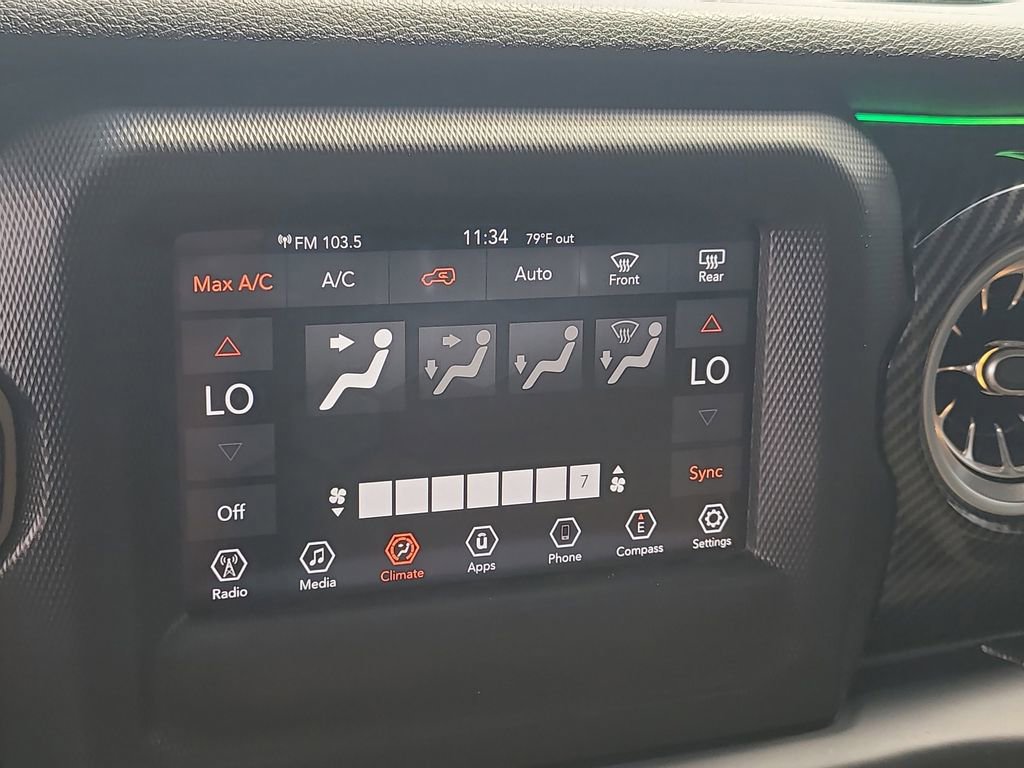 Used 2018 Jeep Wrangler Sport image 15