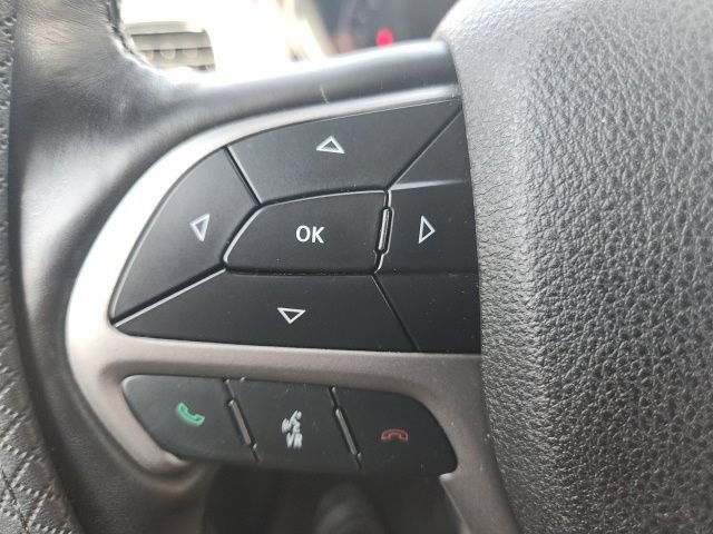 Used 2018 Jeep Grand Cherokee Altitude RWD image 39