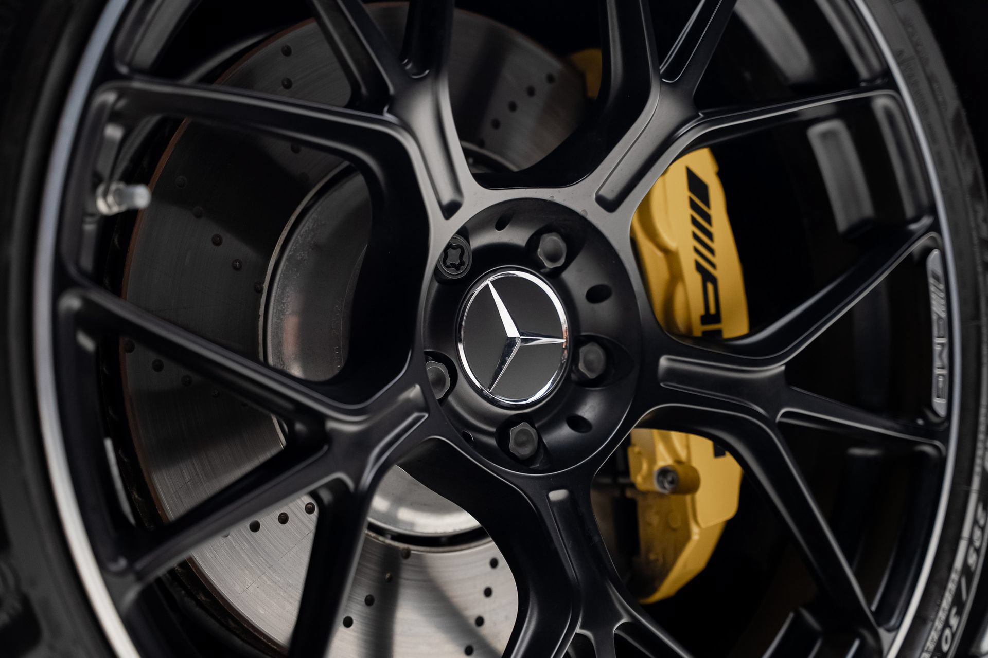 Used 2025 Mercedes-Benz AMG GT 63 image 24