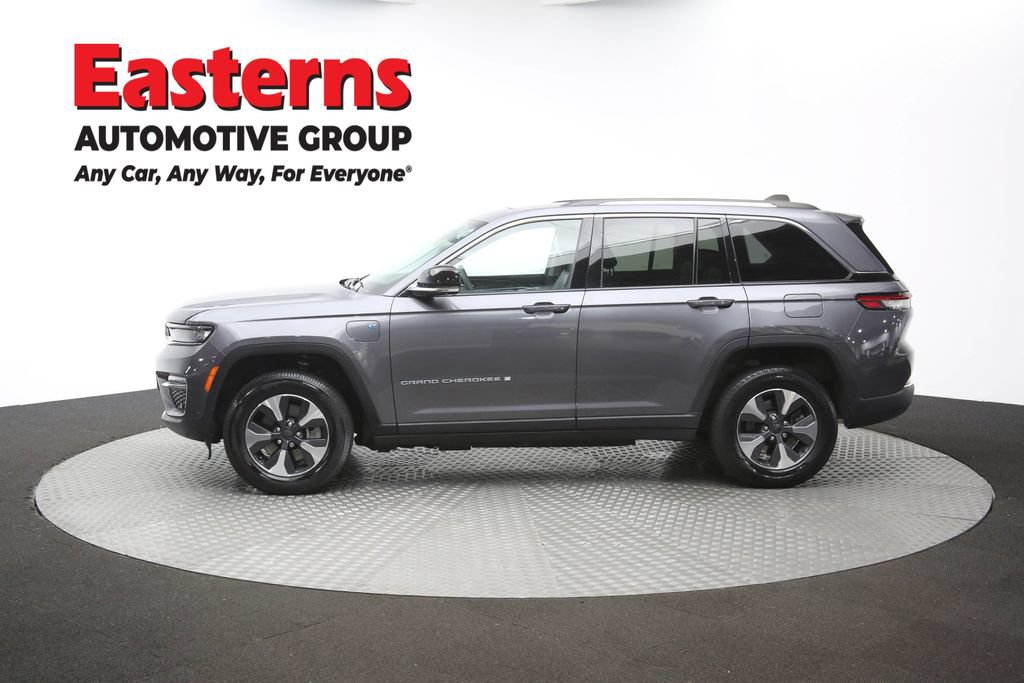 Used 2022 Jeep Grand Cherokee Limited 4xe w/ Luxury Tech Group II AWD/4WD image 64