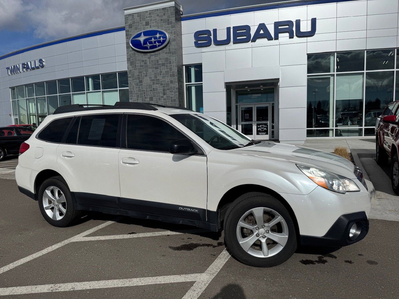 Used 2014 Subaru Outback 2.5i video 1