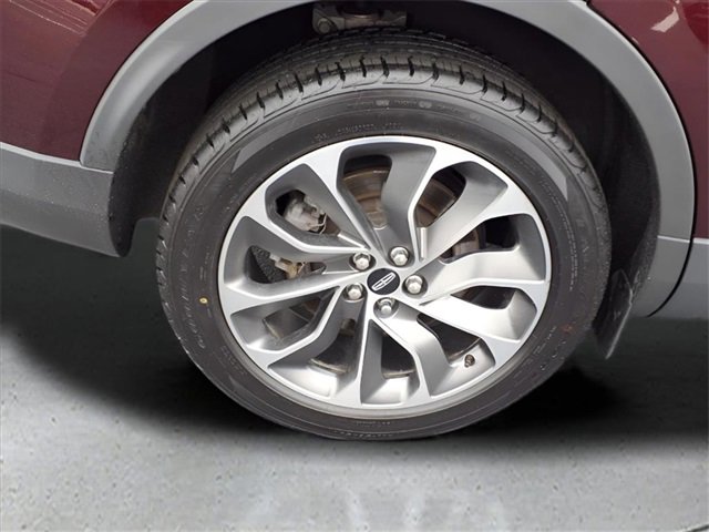 Used 2023 Lincoln Nautilus Reserve image 9