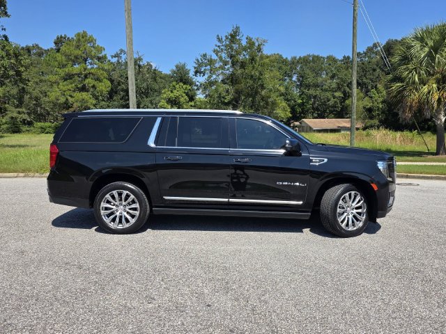 Used 2022 GMC Yukon XL Denali RWD image 53