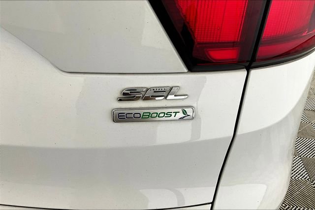 Used 2019 Ford Escape SEL image 14
