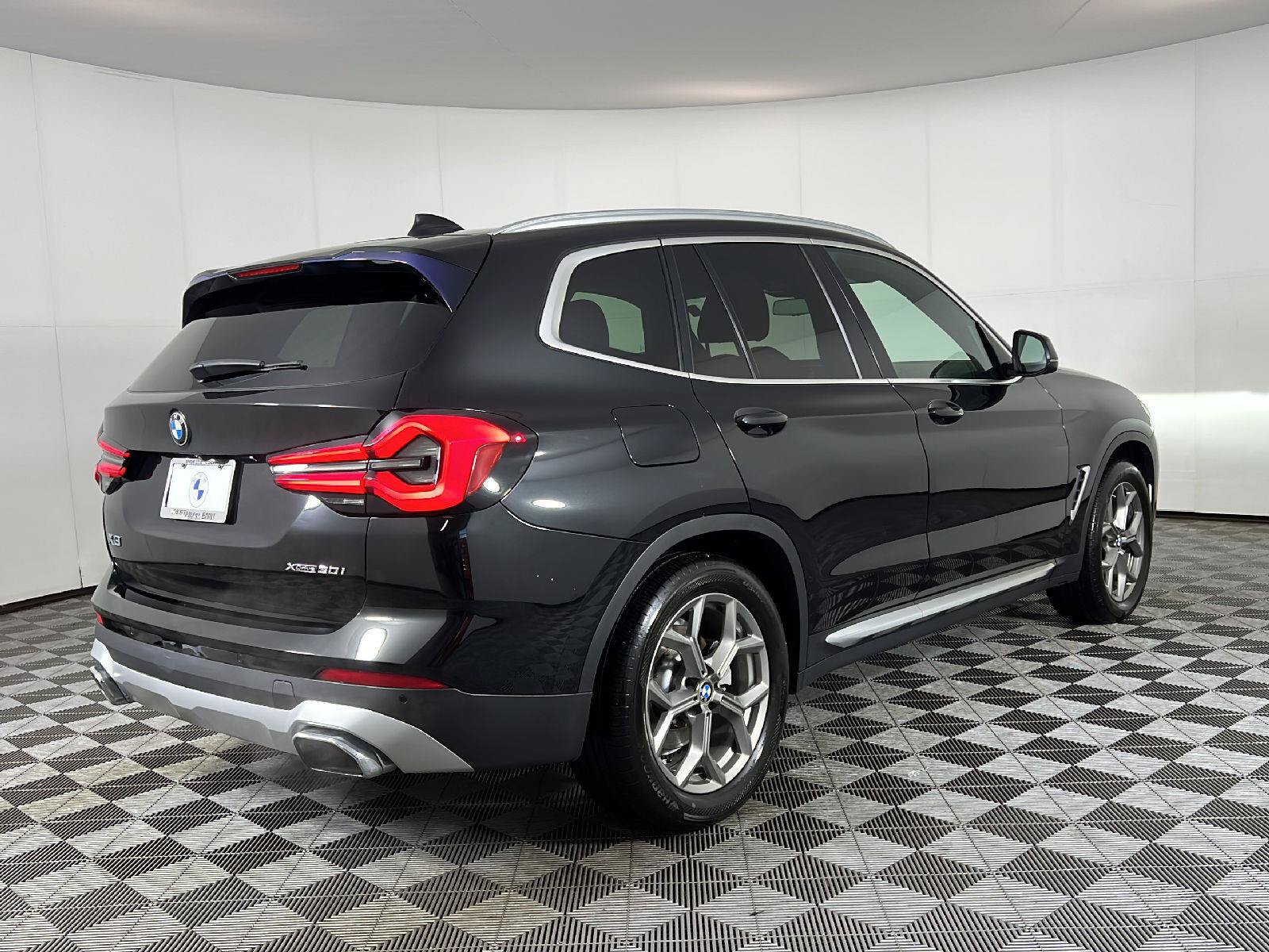 Used 2022 BMW X3 xDrive30i w/ Premium Package 2 AWD/4WD image 5
