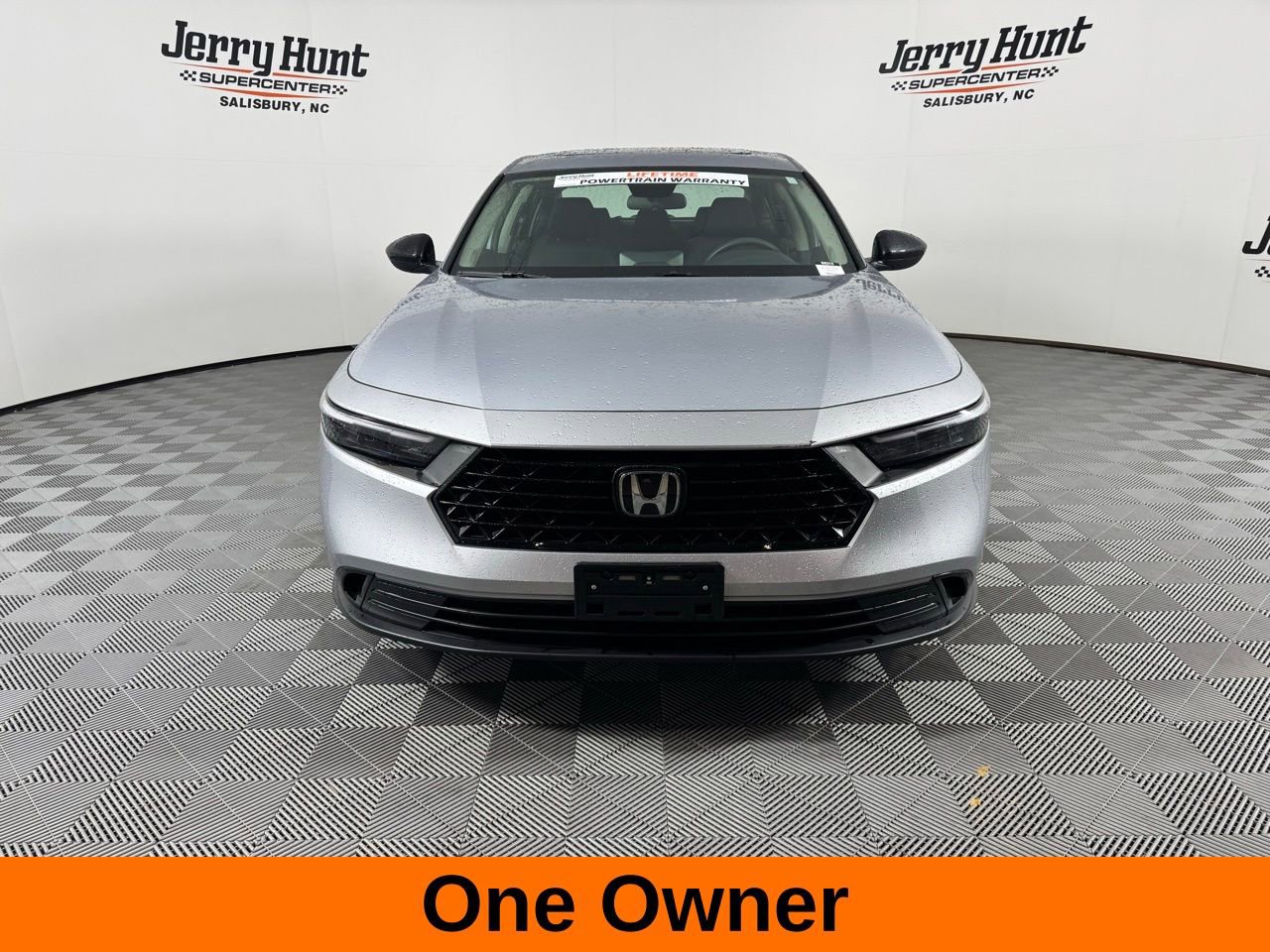 Used 2025 Honda Accord SE image 5