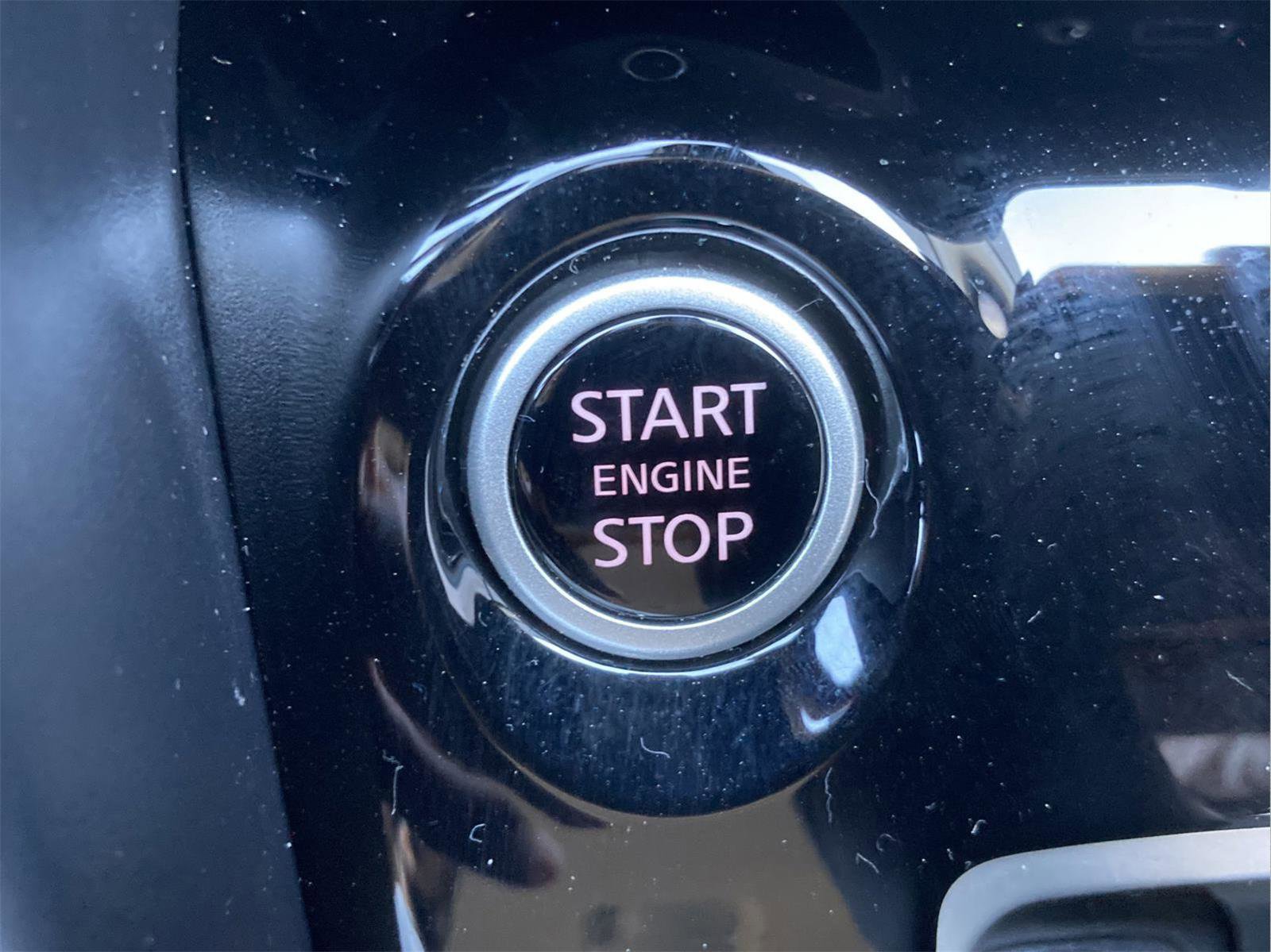 New 2025 Nissan Versa SV w/ Trunk Package image 21