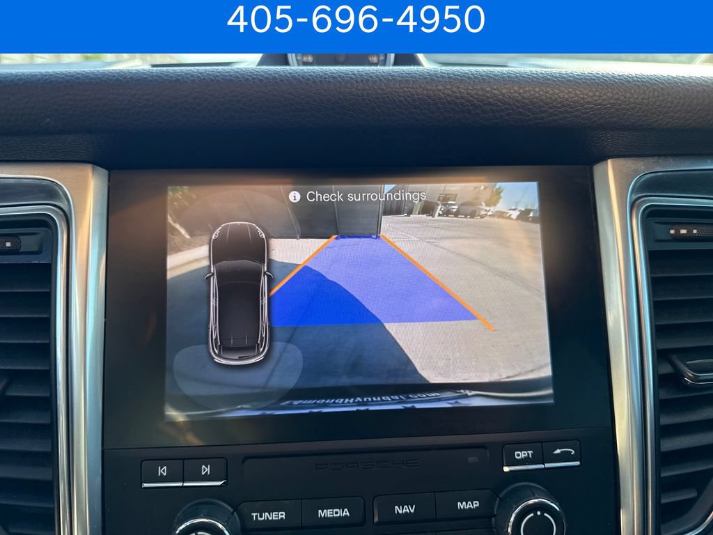 Used 2018 Porsche Macan AWD/4WD image 33